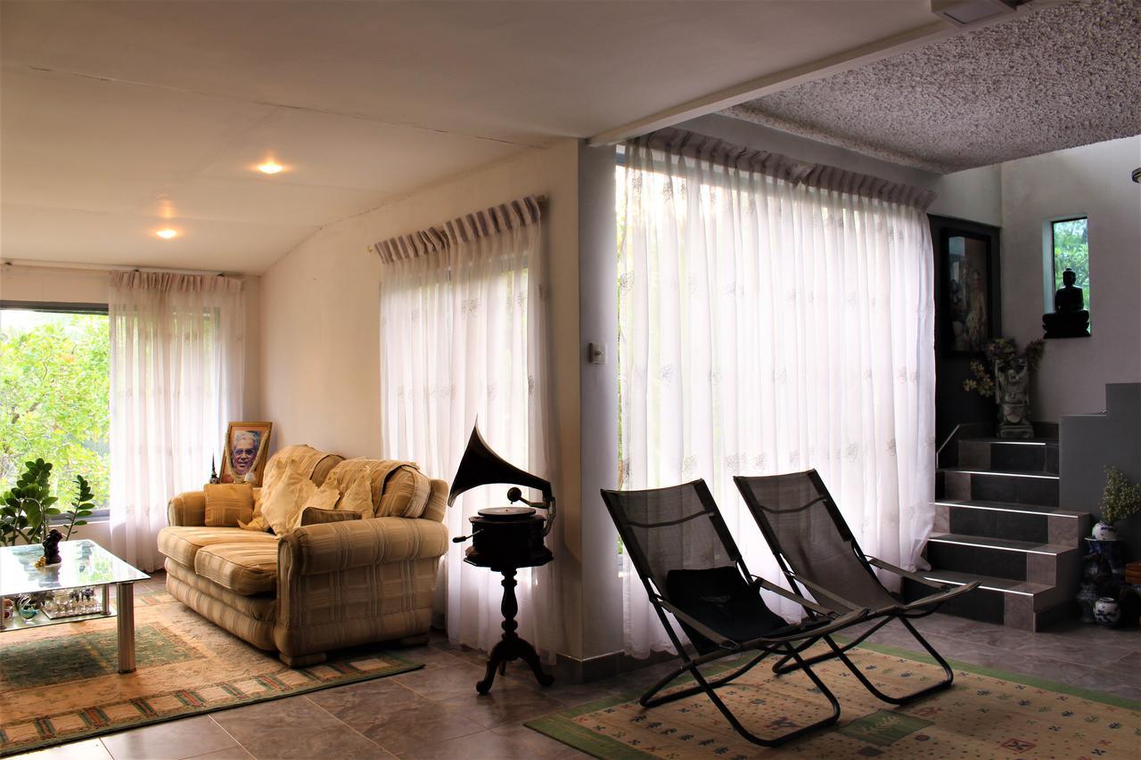 E-Stay Hanthana Kandy Bagian luar foto