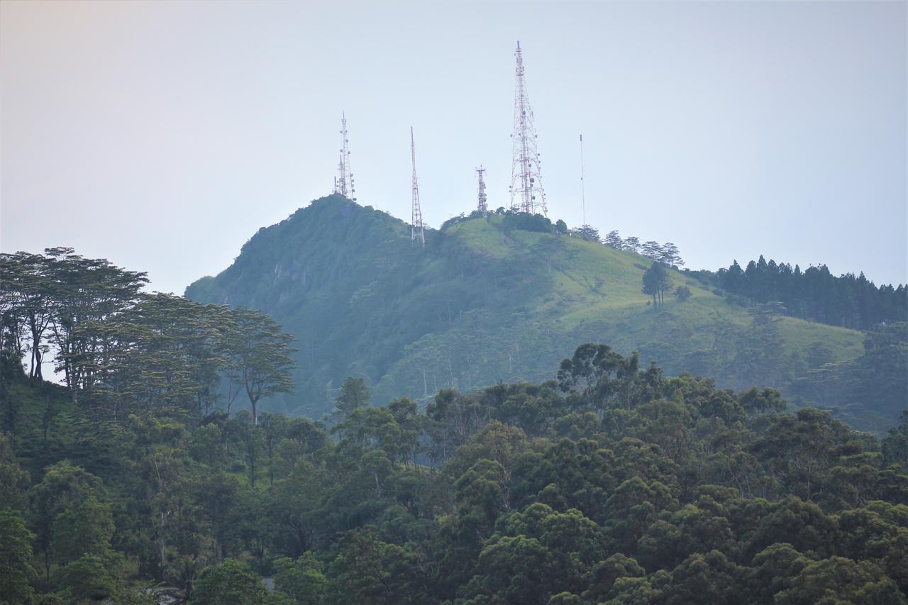 E-Stay Hanthana Kandy Bagian luar foto