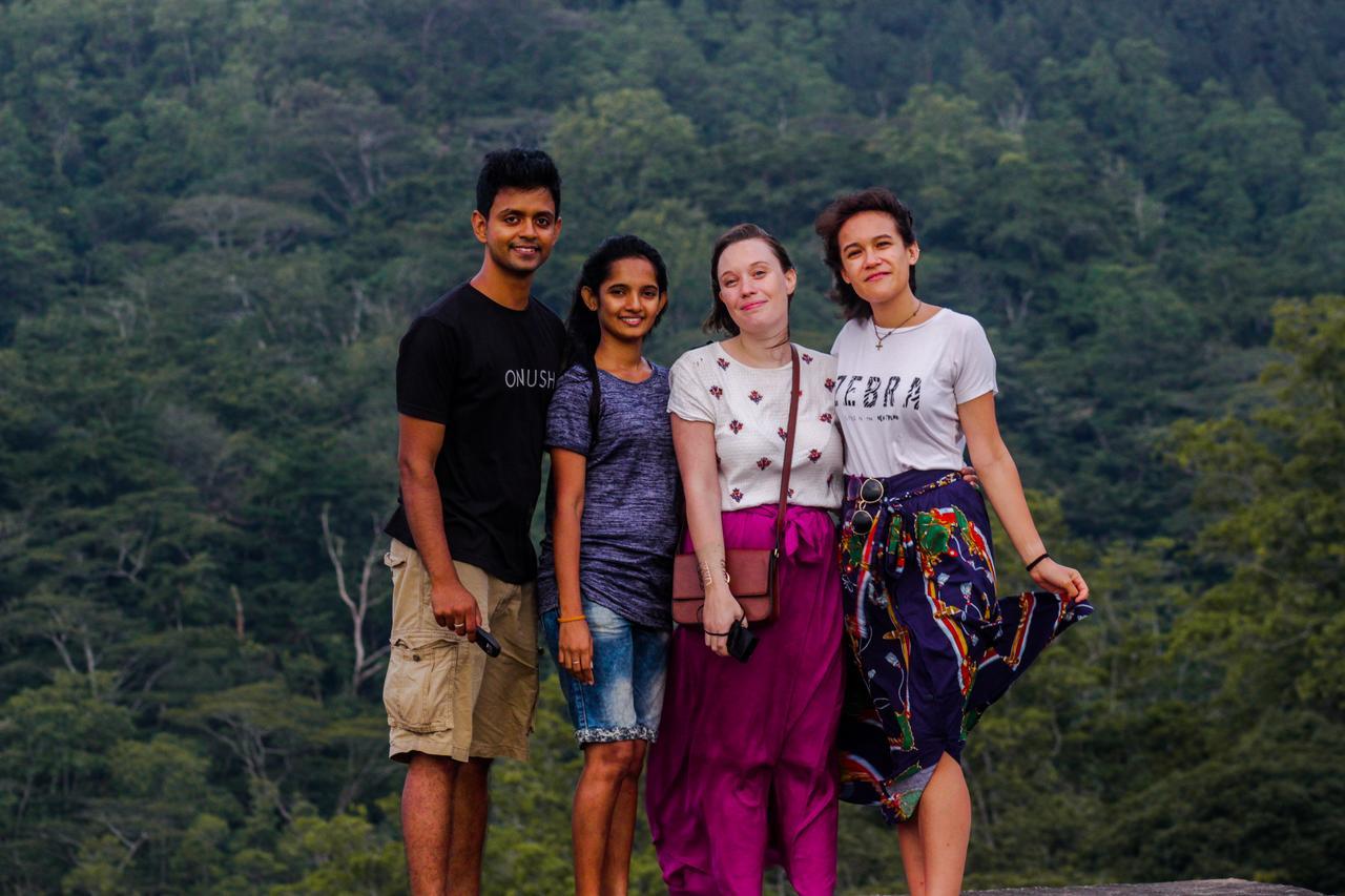 E-Stay Hanthana Kandy Bagian luar foto